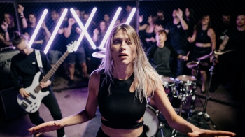 Na tvojí straně (Official Music Video)